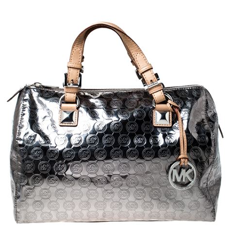 michael kors damen tasche silber|Michael Kors opened satchel purse.